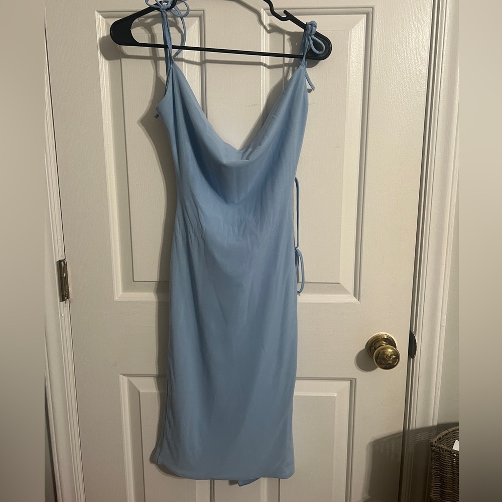 Cowl Neck Backless Midi Dress in BLUE